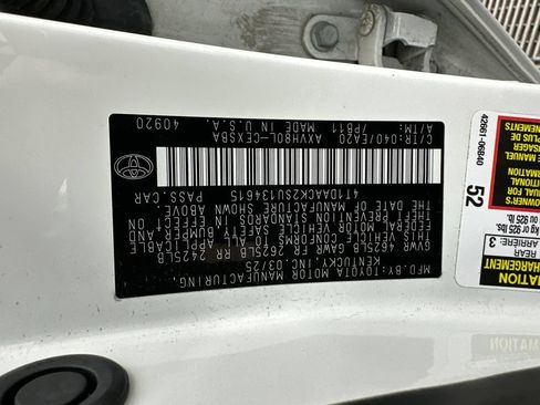Used 2025 Toyota Camry SE FWD image 31