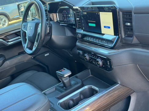 Used 2024 Chevrolet Silverado 1500 RST w/ Convenience Package II image 11