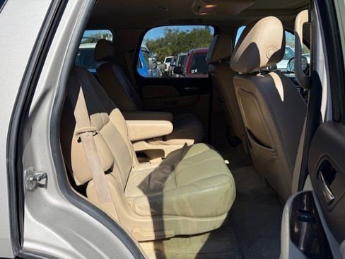 Used 2008 GMC Yukon Denali image 16