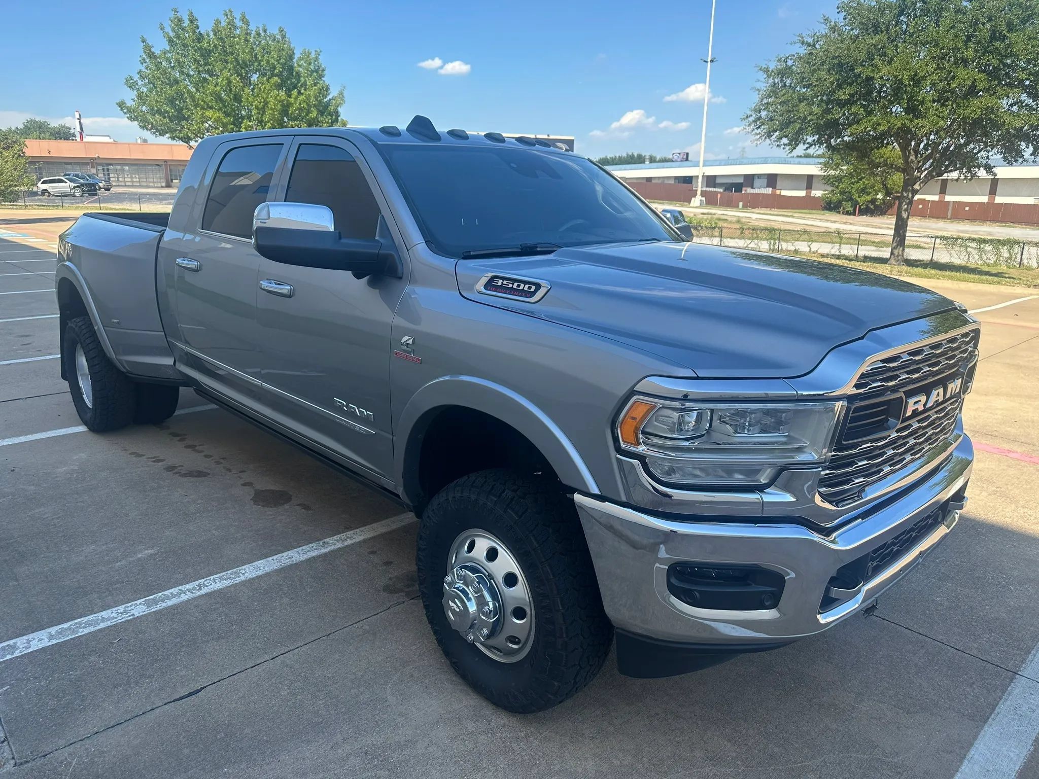 Used 2020 RAM 3500 Limited AWD/4WD image 5