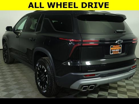 Used 2025 Chevrolet Traverse Z71 w/ Driver Confidence Package image 6