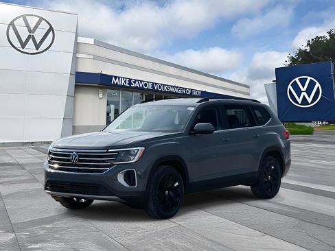 New 2026 Volkswagen Atlas SE image 1