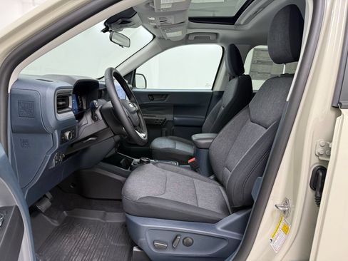 Used 2025 Ford Maverick XLT w/ XLT Luxury Package AWD/4WD image 18