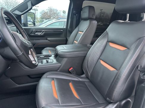 Used 2024 GMC Sierra 2500 AT4 w/ AT4 Premium Plus Package image 10