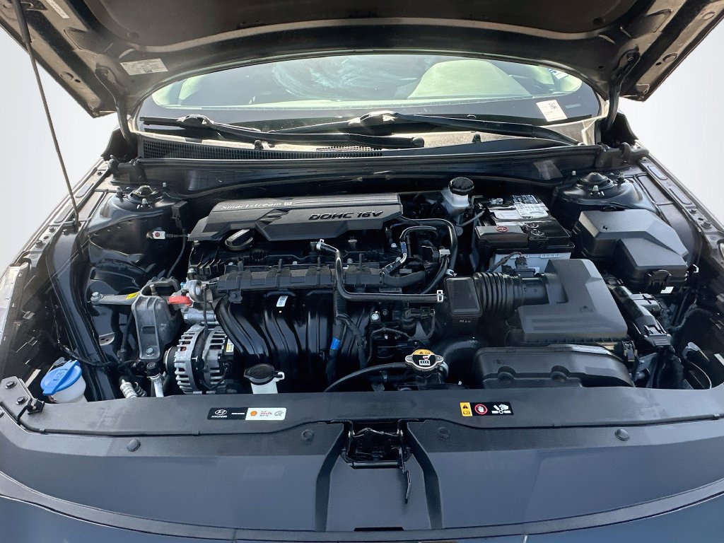 Used 2023 Hyundai Elantra SEL w/ Convenience Package FWD image 29