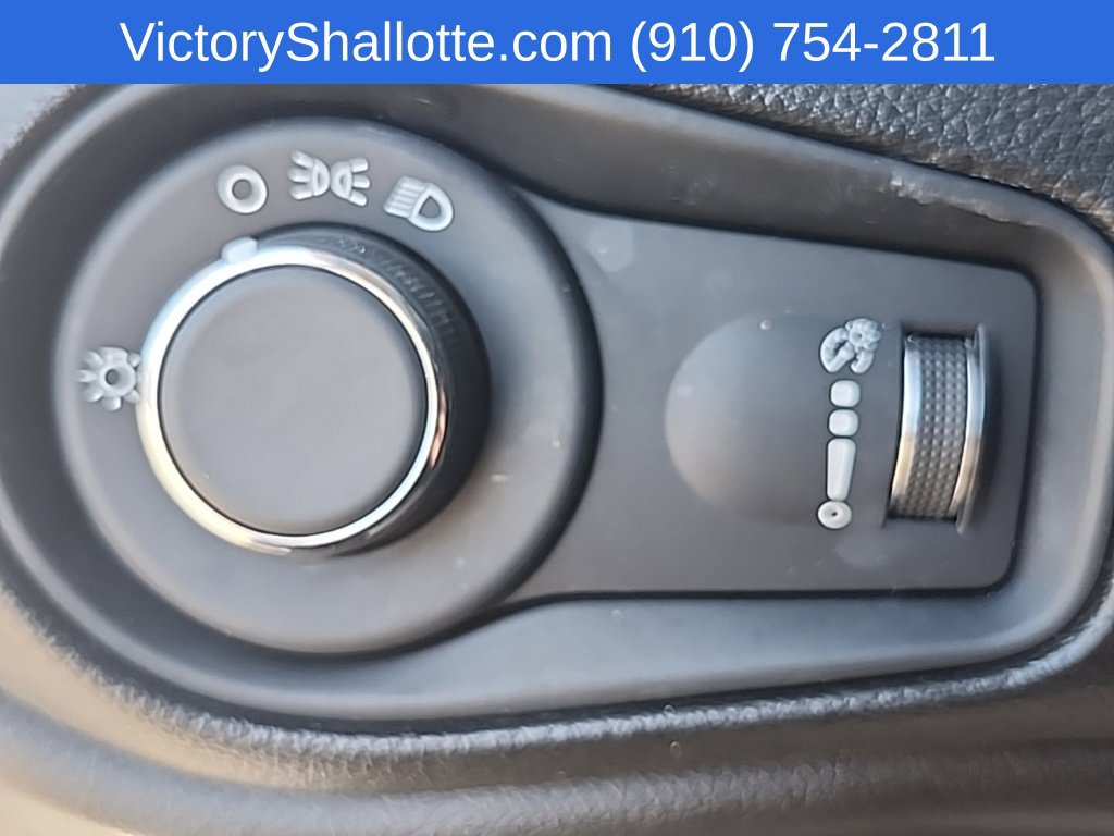 Used 2021 Jeep Renegade Sport AWD/4WD image 15