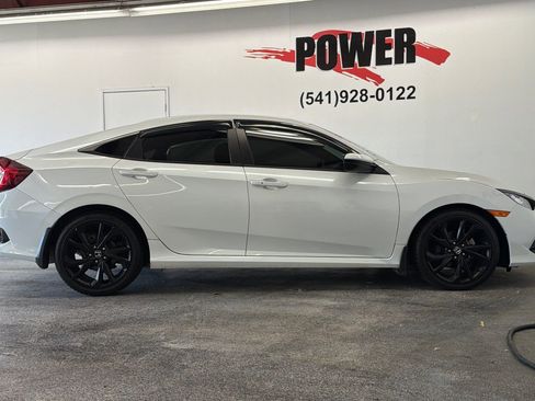 Used 2020 Honda Civic Sport image 2