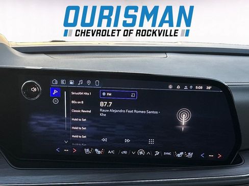 New 2026 Chevrolet Suburban Premier image 14