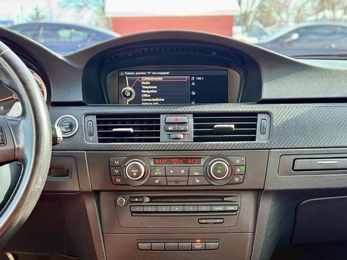 Used 2011 BMW M3 Coupe w/ Convenience Pkg image 27