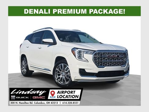 Used 2023 GMC Terrain Denali w/ Denali Premium Package AWD/4WD image 1