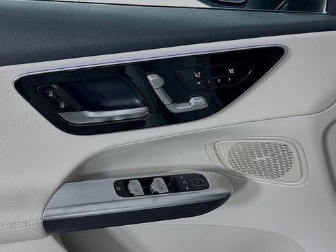 Certified 2026 Mercedes-Benz GLC 300 4MATIC image 17