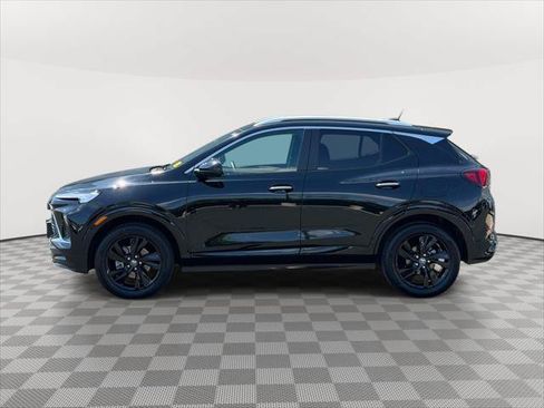 Used 2024 Buick Encore GX Sport Touring AWD/4WD image 4