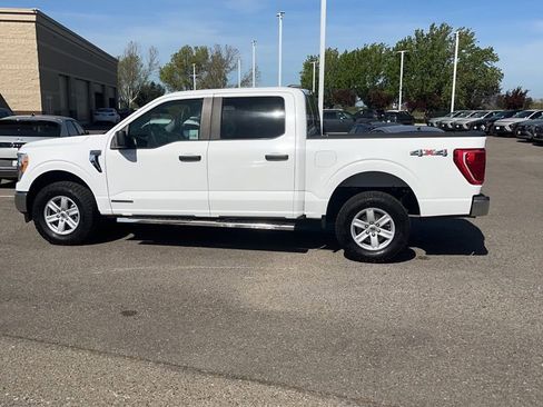 Used 2021 Ford F150 XLT image 3