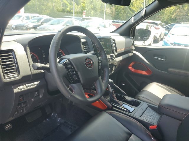 Certified 2024 Nissan Frontier PRO-4X w/ Pro Premium Package AWD/4WD image 13