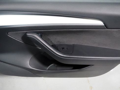 Used 2021 Tesla Model 3 RWD image 49
