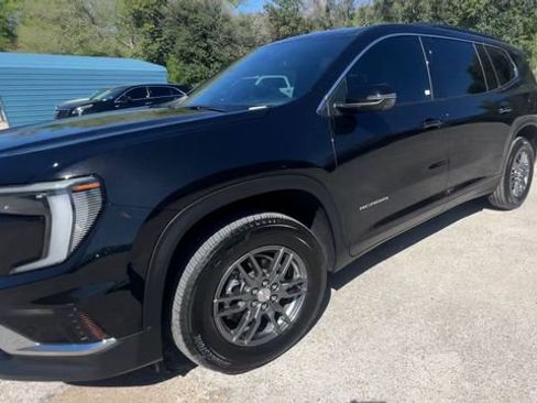 Used 2025 GMC Acadia Elevation image 4