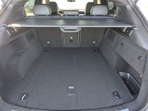 Used 2023 Alfa Romeo Stelvio Veloce image 6