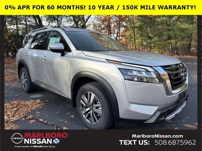 New 2025 Nissan Pathfinder SL