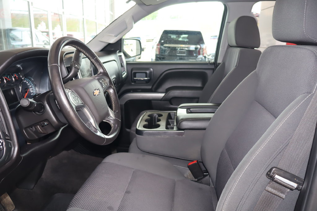 Used 2018 Chevrolet Silverado 1500 LT w/ All Star Edition AWD/4WD image 14