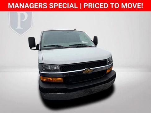 New 2025 Chevrolet Express 3500 w/ Power Convenience Package image 13