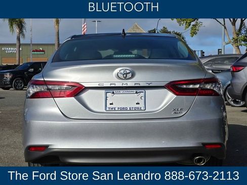 Used 2022 Toyota Camry XLE image 8