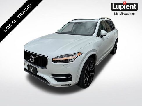 Used 2018 Volvo XC90 T6 Momentum w/ Convenience Package AWD/4WD image 1