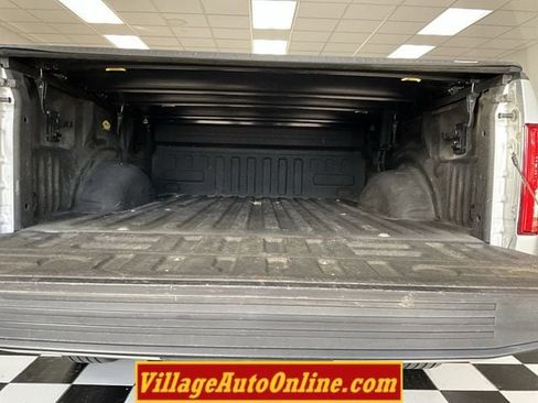 Used 2016 Ford F150 XLT w/ Equipment Group 302A Luxury AWD/4WD image 32
