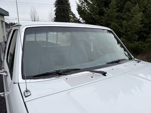 Used 1993 Ford F250 XLT 2dr 4WD Extended Cab LB HD image 22