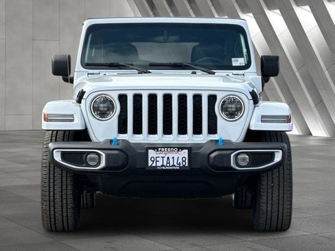 Used 2023 Jeep Wrangler Sahara image 9