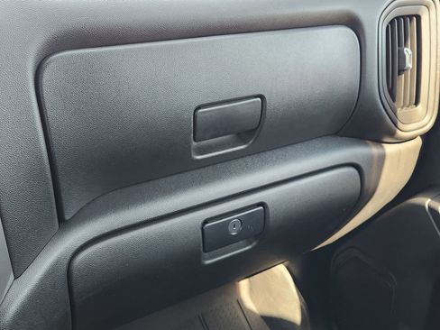 Used 2022 Chevrolet Silverado 1500 Custom image 22