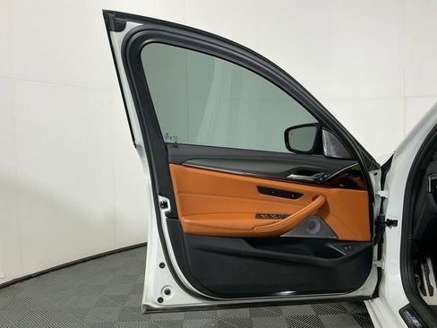 Certified 2023 BMW M5 w/ Competition Package image 19