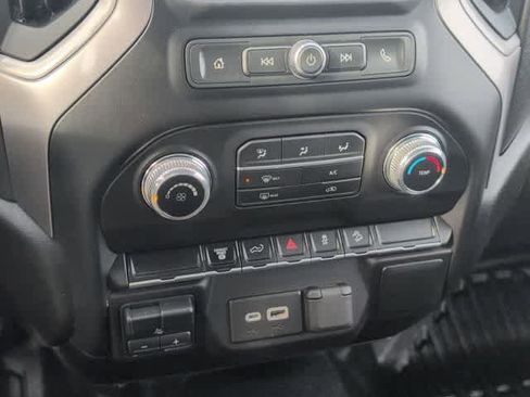 Certified 2022 GMC Sierra 3500 Pro w/ Convenience Package image 16