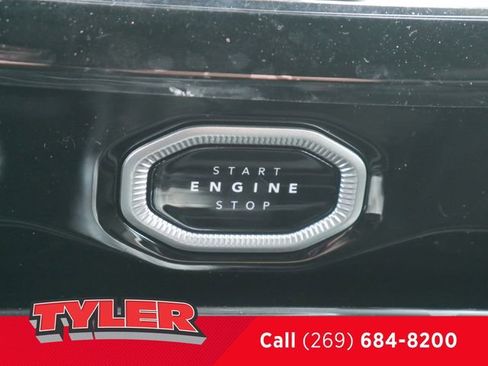 New 2026 Jeep Grand Cherokee Altitude AWD/4WD image 28