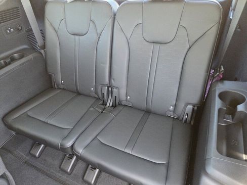 New 2026 Kia Sorento S FWD image 9