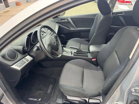 Used 2012 MAZDA MAZDA3 i Touring image 4