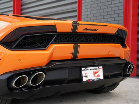Used 2019 Lamborghini Huracan LP 580-2 image 5