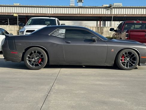 Used 2021 Dodge Challenger R/T Scat Pack w/ Plus Package image 9