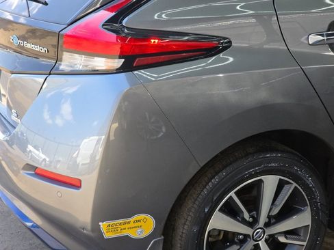 Used 2022 Nissan Leaf S Plus image 24