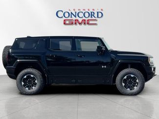 Used 2024 GMC Hummer EV 2X w/ Extreme Off-Road Package video 3