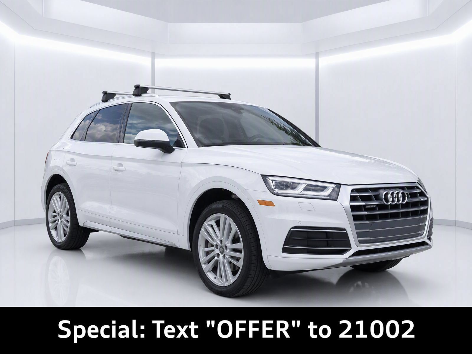Used 2019 Audi Q5 2.0T Premium Plus w/ Premium Plus Package AWD/4WD image 2