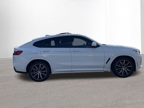 Used 2021 BMW X4 xDrive30i w/ M Sport Package image 9