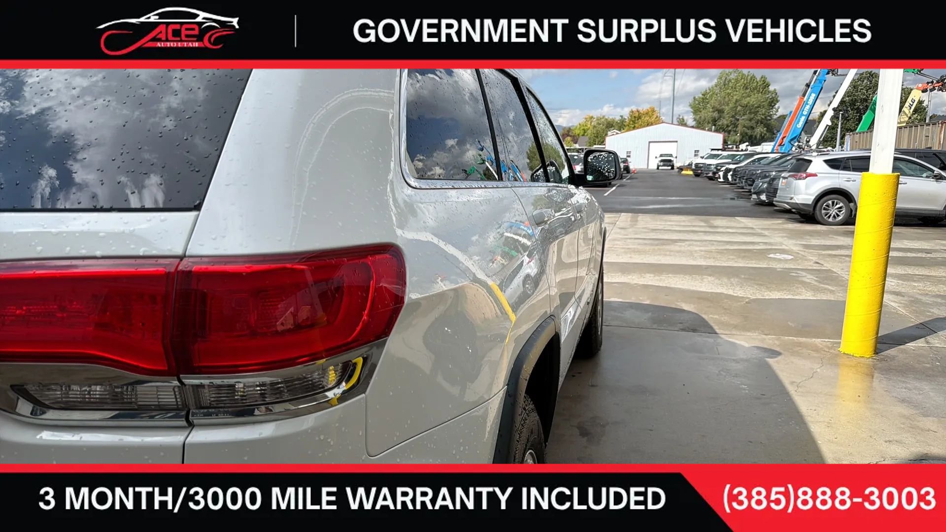 Used 2019 Jeep Grand Cherokee Laredo AWD/4WD image 9