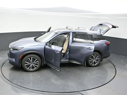 Used 2023 INFINITI QX60 Sensory AWD/4WD image 44