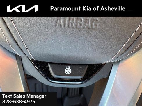 Used 2023 BMW 530i xDrive w/ Convenience Package AWD/4WD image 16