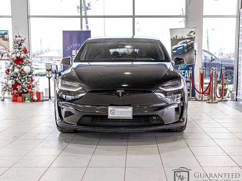Used 2022 Tesla Model X image 3