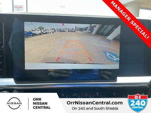 Used 2023 Chevrolet Silverado 1500 LT Trail Boss w/ Protection Package image 25