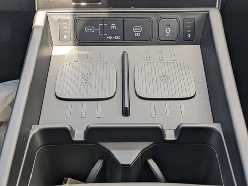 Used 2024 Hyundai Santa Fe Calligraphy image 16