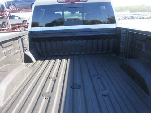 New 2026 GMC Sierra 2500 Denali Ultimate AWD/4WD image 6