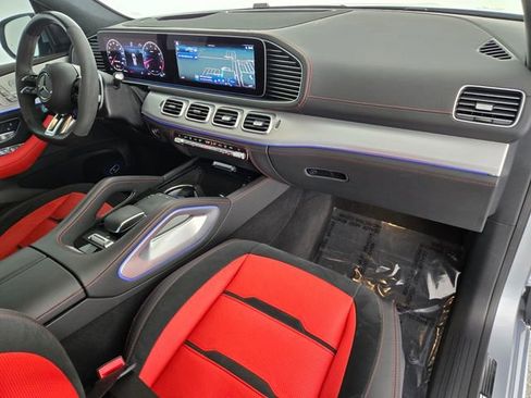 Used 2024 Mercedes-Benz GLE 63 AMG S image 18
