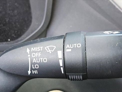 Used 2023 Toyota Tundra Platinum AWD/4WD image 8